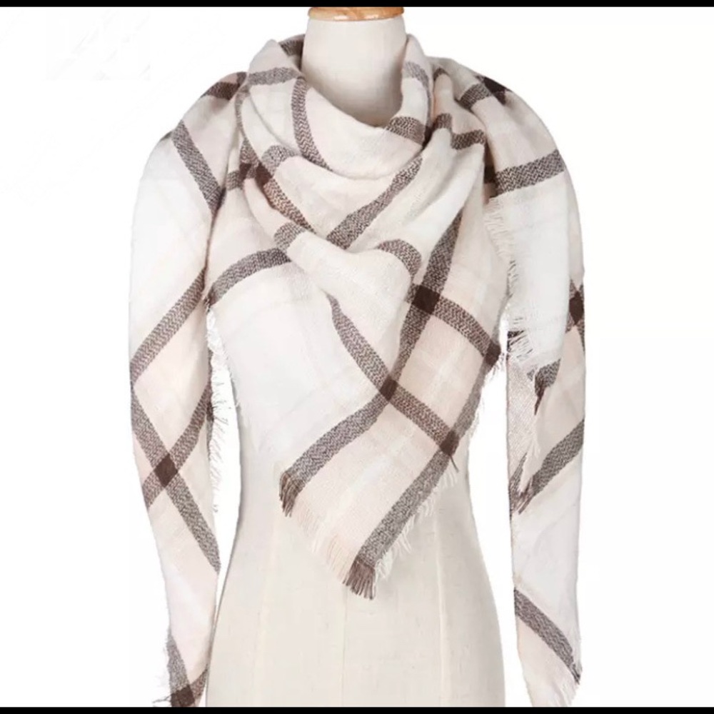 Scarfs - Picture 5 of 7
